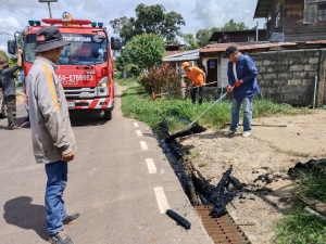 ขุดวางท่อระบายน้ำ ณ บ้านตากแดด หมู่ที่ 3